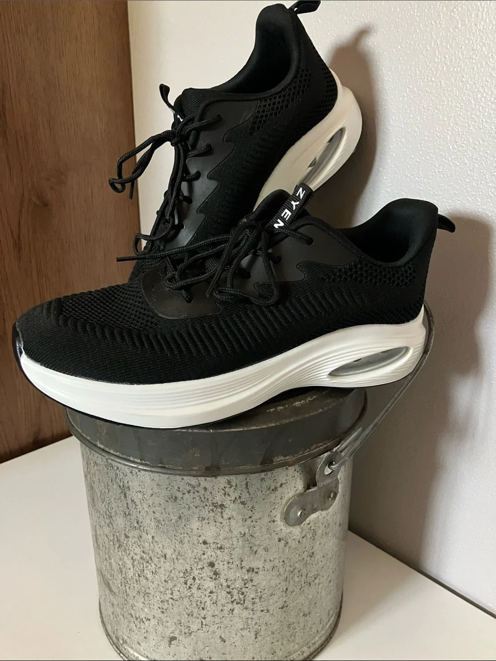 Black Women's Athletic Running Shoes with Cushioned White Sole